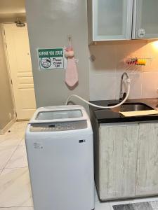 Monarch parksuites 1bedroom with free pool access