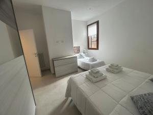 Carradori 2 Apartment-Historic Center-Autodromo