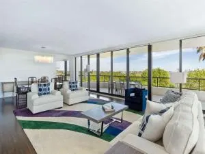 Beachfront with Beautiful Views on Longboat Key - Longboat Key