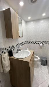 Comfort & Luxury El Poblado by Nightlife & Dining