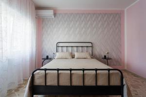 ReNa Home - Garibaldi Central Station