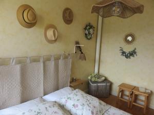 Maisons de vacances l-ostalet : photos des chambres