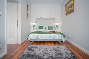 Apartament przy jeziorze