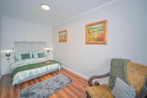 Apartament przy jeziorze