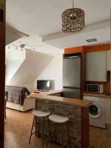 Precioso Ático con piscina en entorno rural, relax, cerca de la playa y montaña