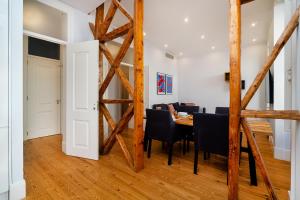 WHome Elegant Stay in Lisbons Historic Downtown