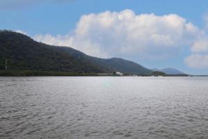 Apto com lazer completo a 500m da Praia da Enseada