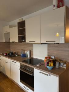 55 m2 Sunny Westend Flat