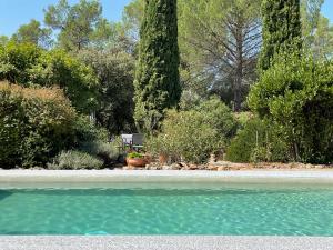 Sejours chez l'habitant Aux romarins : photos des chambres