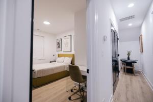 Parisian Retreat 6min to Main Quandrangle U of C