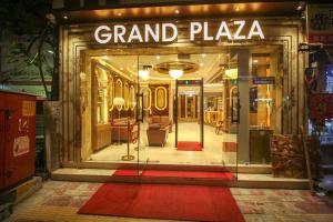 Hotel Grand Plaza in City Centre - At New Delhi Railway Station