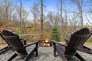 Deer Run I Dog Friendly Hot Tub Fire Pit Sleeps 6