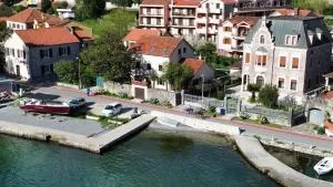 Waterfront Villa Magnolia - Muo