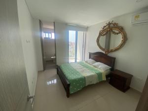 Amplio y nuevo apartamento muy bien ubicado