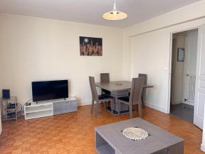 Appartements ORLEANS GARE - Residence calme - T2 - L-ESCALE DE LA GARE : photos des chambres