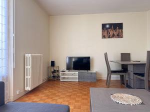 Appartements ORLEANS GARE - Residence calme - T2 - L-ESCALE DE LA GARE : photos des chambres