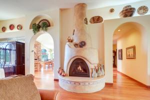 Stunning Sedona Views: Spa, Firepit & Stargazing