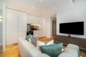 WHome Trendy Cedofeita Loft - Luxe & Light-Filled