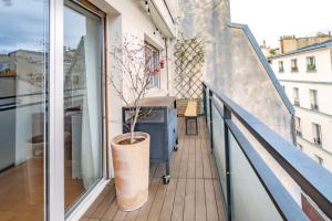 Appartement Invalides avec Terrasse
