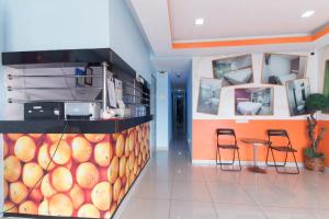 Super OYO 90296 Red Orange Hotel Port Klang