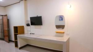 Capital O 75521 Sang Siri Apartment