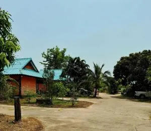 OYO 75489 Leelawadee NonPho Resort (Amnatcharoen) - 乌汶