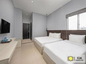 Capital O 1200 Salem Riverside Hotel