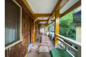 OYO 876 Escurel Inn Boracay