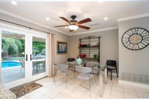 Vintage Paseo Getaway