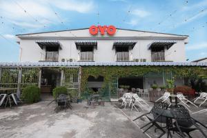 OYO 778 Bmw 2 Hotel