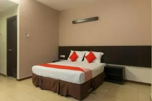 OYO 837 Hotel Bei King - 斯里曼绒