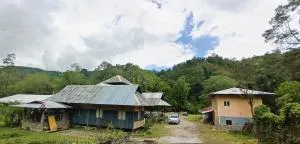 OYO Home 90491 Flinstone Lodge - Kampong Sorosob