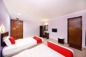 Super OYO 473 Comfort Hotel 2