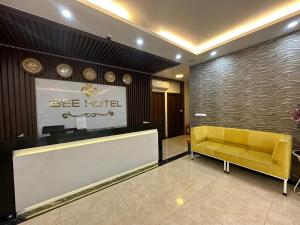 Capital O 1194 Bee Hotel