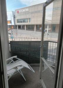 Own Sauna, across Shopping mall, 15min to Center