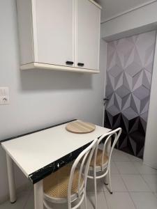 Artistic & cozy ! Just 5 to seaside