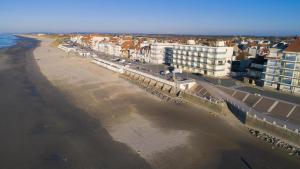 Appartements Appartement renove a 200m de la mer : Appartement 2 Chambres