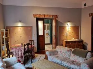 Charlotte Apartment - Niwka