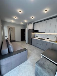 Замарстинівська 40