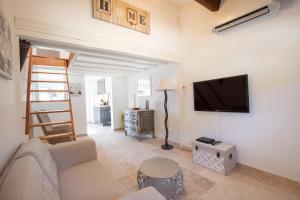 Villas La Villa L-Isle-St-Antoine piscine chauffee : photos des chambres