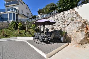 Apartments Lux with pool