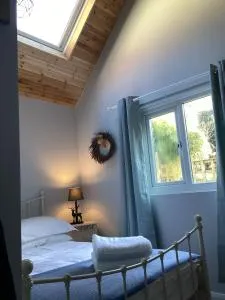 Driftwood Hideaway - Axmouth