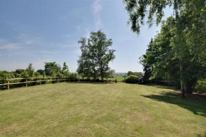 Charming Rural Cottage