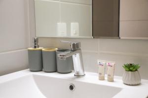 HOM I Nuevo Depto 2D2B 3PAX Santiago AA