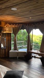 Dacnis tayrona glamping