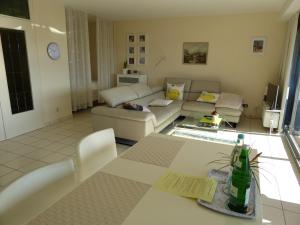 Ferienwohnung Stefi, magischer Ausblick, Schwimmbad-Sauna in Lahnstein