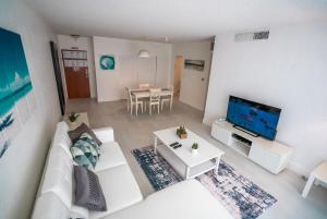 Condo on the beach Hollywood 6th floor