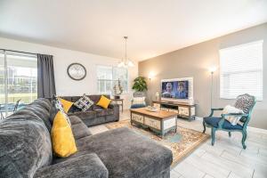 Dazzing 9BR Pool Spa Free Waterpark