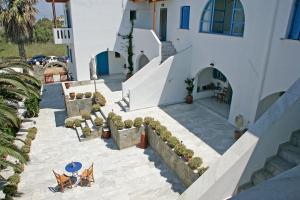 Remvi Studios Paros Greece