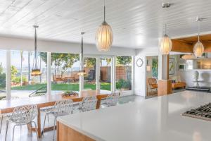 Scenic View Estate with Pool & Hot Tub